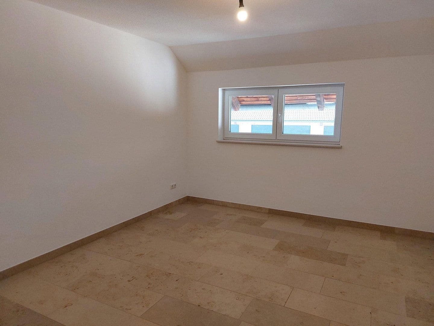 Prenájom bytu 3-izbový 74 m², Pelka 1a, Hohenkammer, Bavorsko Prenájom bytu 3-izbový 74 m², Pelka 1a, Hohenkammer, Bavorsko