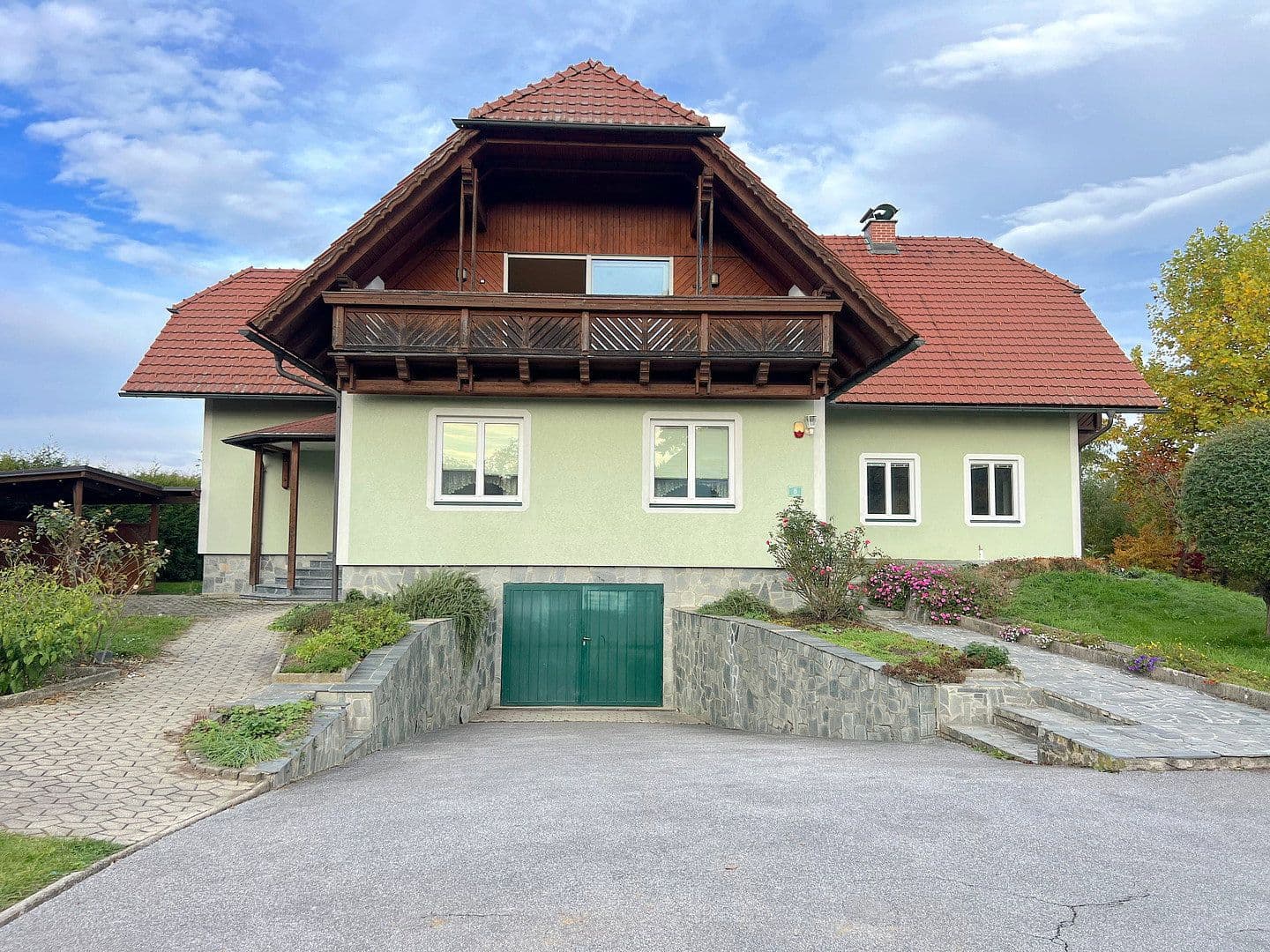 Predaj domu 314 m², pozemek 3.945 m², Lannach, Štajersko Predaj domu 314 m², pozemek 3.945 m², Lannach, Štajersko