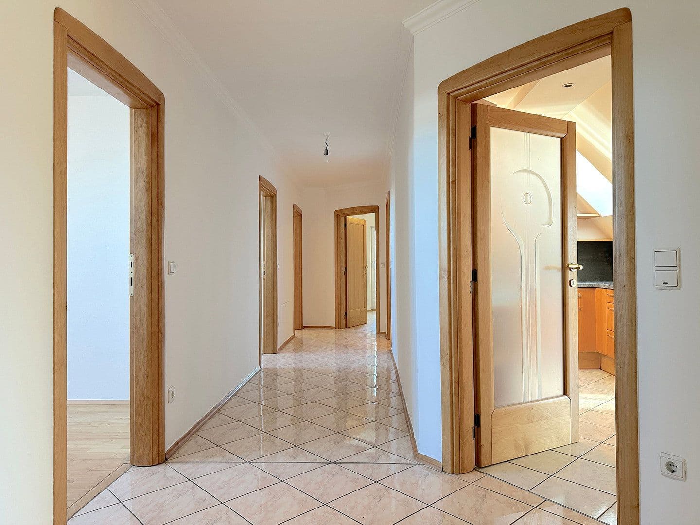 Predaj domu 314 m², pozemek 3.945 m², Lannach, Štajersko Predaj domu 314 m², pozemek 3.945 m², Lannach, Štajersko