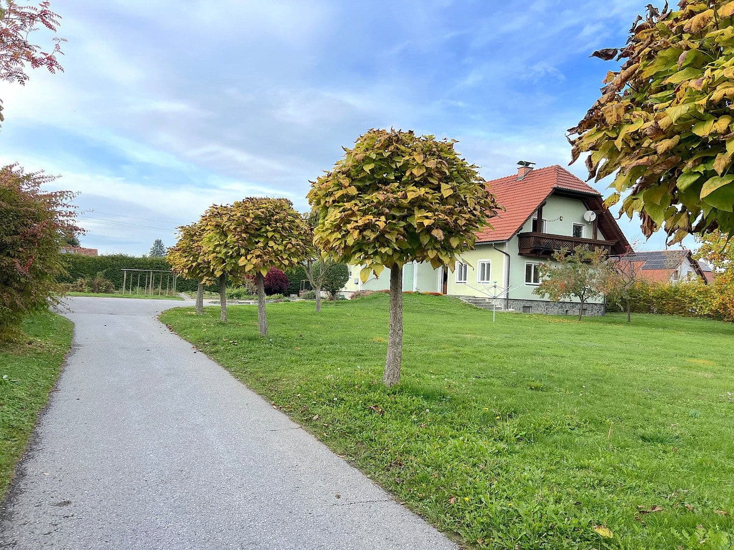 Predaj domu 314 m², pozemek 3.945 m², Lannach, Štajersko Predaj domu 314 m², pozemek 3.945 m², Lannach, Štajersko