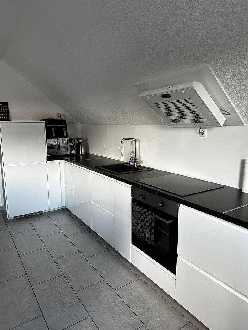 Prenájom bytu 3-izbový 90 m², Kirchberg an der Murr, Bádensko-Wurttembersko Prenájom bytu 3-izbový 90 m², Kirchberg an der Murr, Bádensko-Wurttembersko