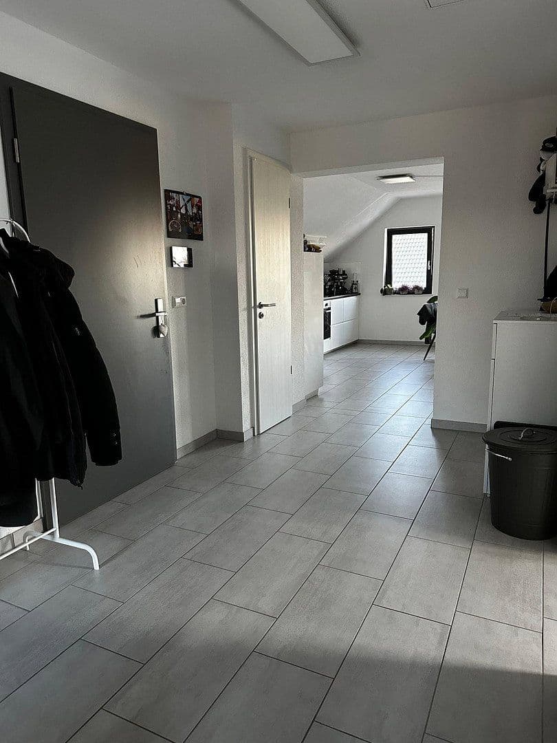 Prenájom bytu 3-izbový 90 m², Kirchberg an der Murr, Bádensko-Wurttembersko Prenájom bytu 3-izbový 90 m², Kirchberg an der Murr, Bádensko-Wurttembersko