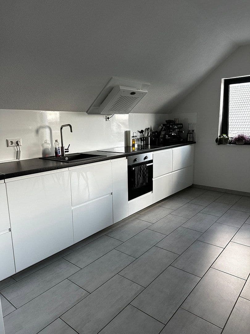 Prenájom bytu 3-izbový 90 m², Kirchberg an der Murr, Bádensko-Wurttembersko Prenájom bytu 3-izbový 90 m², Kirchberg an der Murr, Bádensko-Wurttembersko