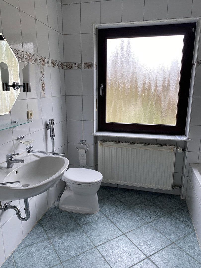 Predaj domu 216 m², pozemek 919 m², Pettendorf, Bavorsko Predaj domu 216 m², pozemek 919 m², Pettendorf, Bavorsko