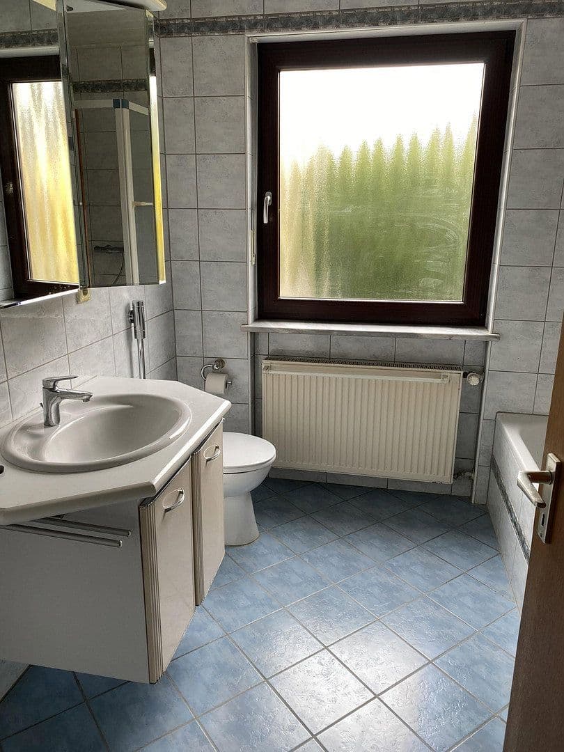 Predaj domu 216 m², pozemek 919 m², Pettendorf, Bavorsko Predaj domu 216 m², pozemek 919 m², Pettendorf, Bavorsko