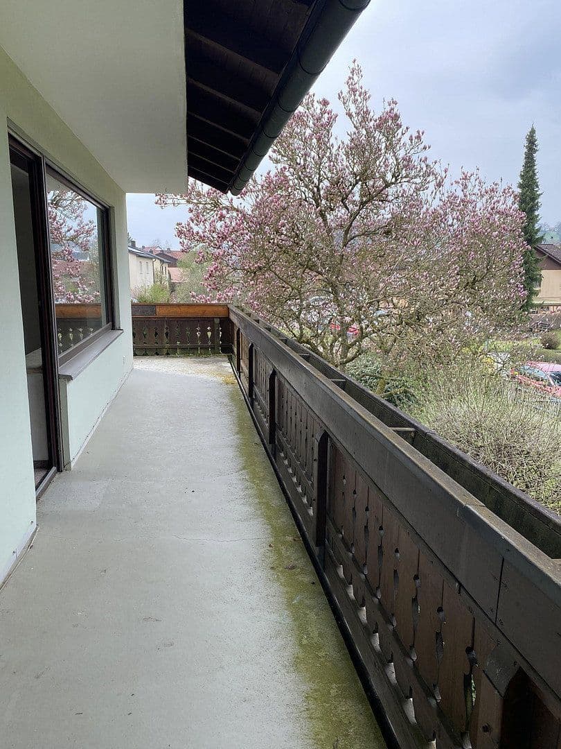 Predaj domu 216 m², pozemek 919 m², Pettendorf, Bavorsko Predaj domu 216 m², pozemek 919 m², Pettendorf, Bavorsko