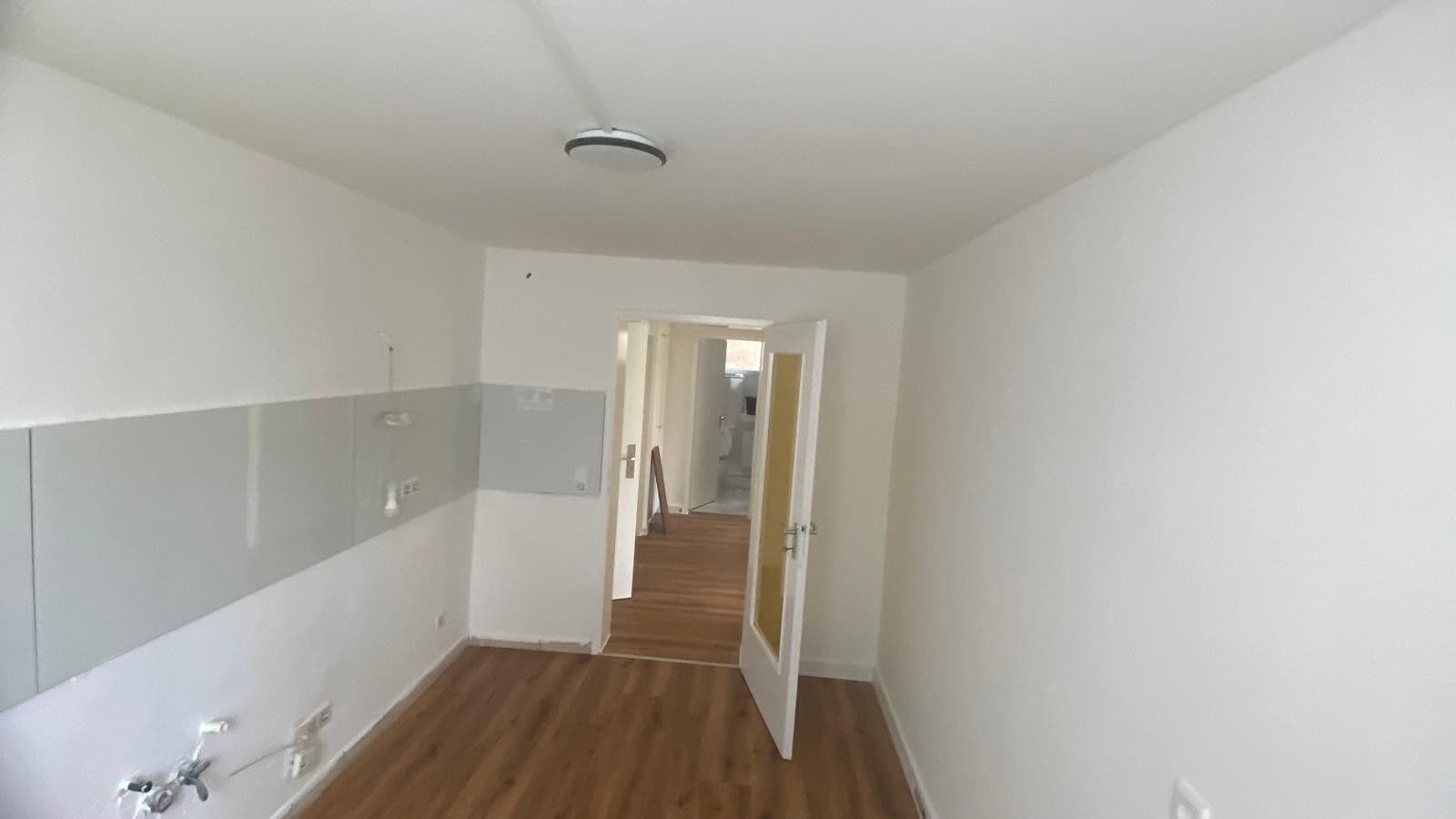 Prenájom bytu 2-izbový 78 m², Düsseldorf, Severné Porýnie - Westfálsko Prenájom bytu 2-izbový 78 m², Düsseldorf, Severné Porýnie - Westfálsko