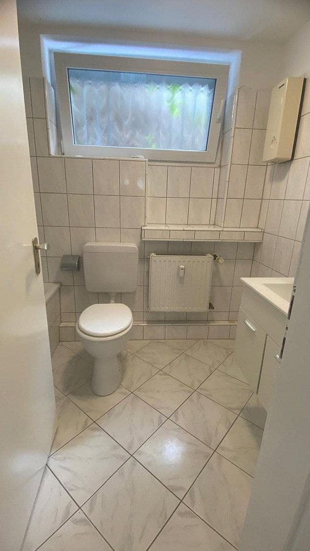 Prenájom bytu 2-izbový 78 m², Düsseldorf, Severné Porýnie - Westfálsko Prenájom bytu 2-izbový 78 m², Düsseldorf, Severné Porýnie - Westfálsko