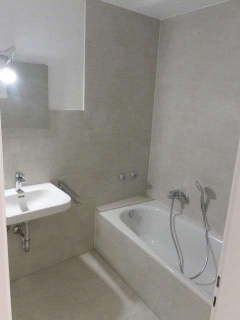 Prenájom bytu 3-izbový 87 m², Kölner Str. 17, Leverkusen, Severné Porýnie - Westfálsko Prenájom bytu 3-izbový 87 m², Kölner Str. 17, Leverkusen, Severné Porýnie - Westfálsko