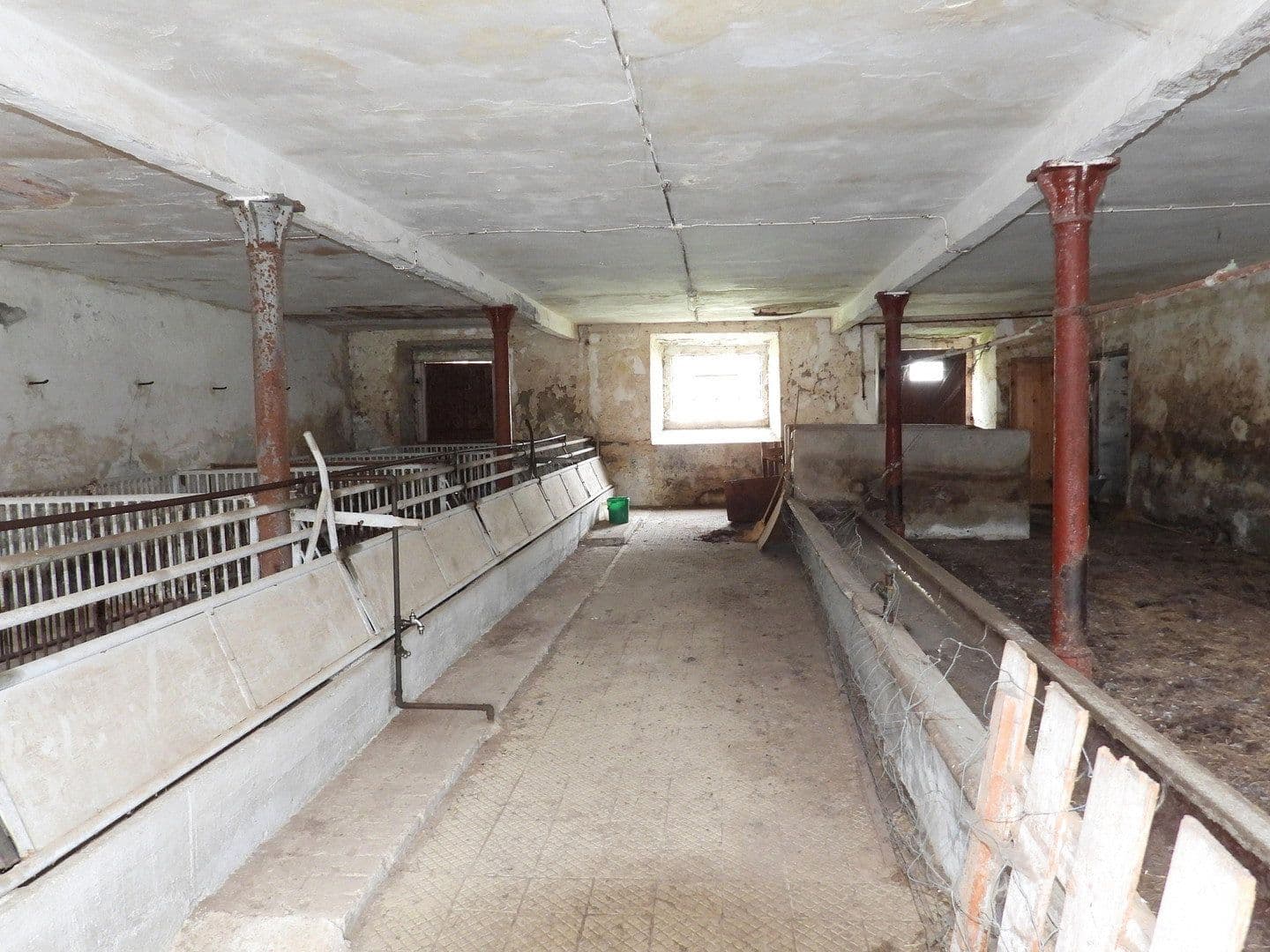 Predaj domu 104 m², pozemek 7.745 m², Neuhaus am Inn, Bavorsko Predaj domu 104 m², pozemek 7.745 m², Neuhaus am Inn, Bavorsko