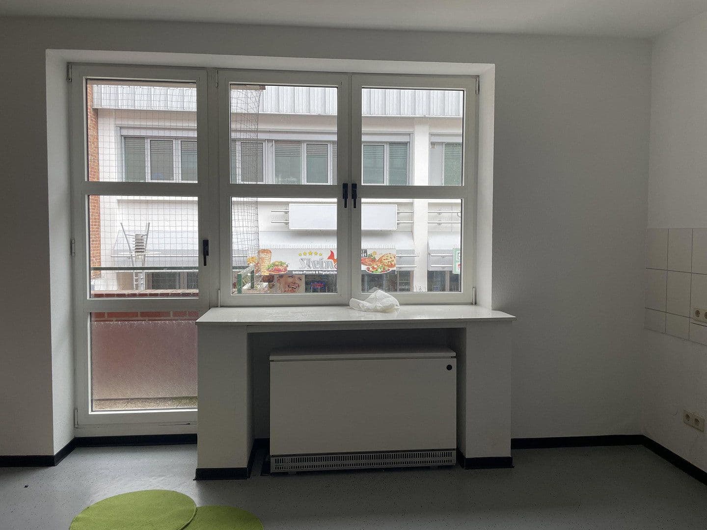 Prenájom bytu 3-izbový 114 m², Meckenheim, Severné Porýnie - Westfálsko Prenájom bytu 3-izbový 114 m², Meckenheim, Severné Porýnie - Westfálsko