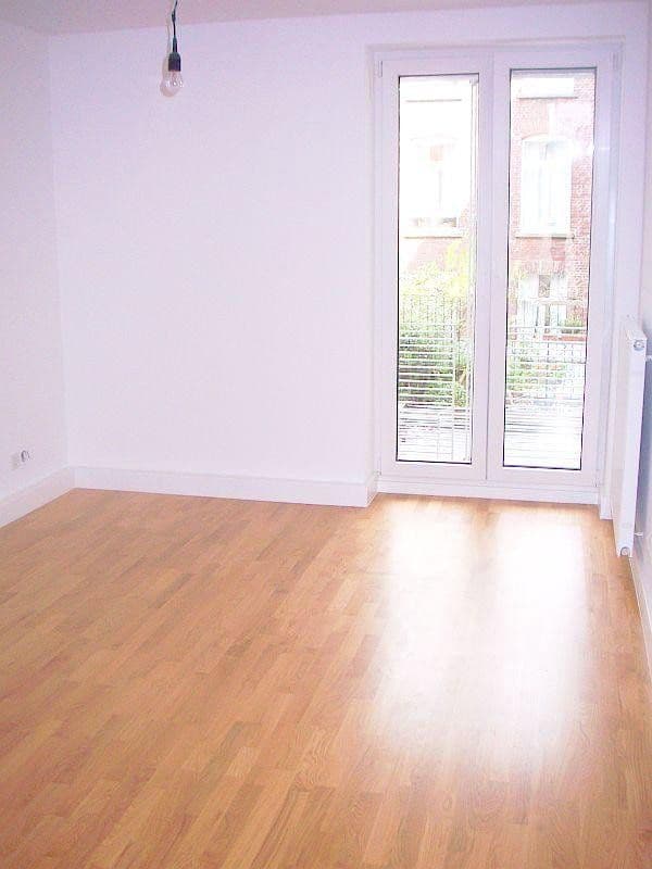 Predaj bytu 3-izbový 70 m², Köln, Severné Porýnie - Westfálsko Predaj bytu 3-izbový 70 m², Köln, Severné Porýnie - Westfálsko