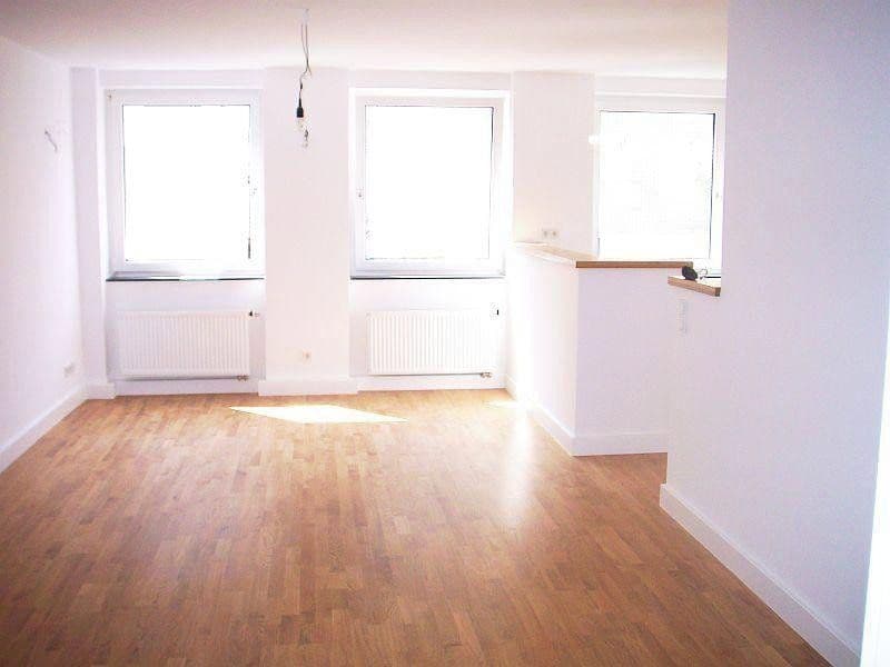 Predaj bytu 3-izbový 70 m², Köln, Severné Porýnie - Westfálsko Predaj bytu 3-izbový 70 m², Köln, Severné Porýnie - Westfálsko