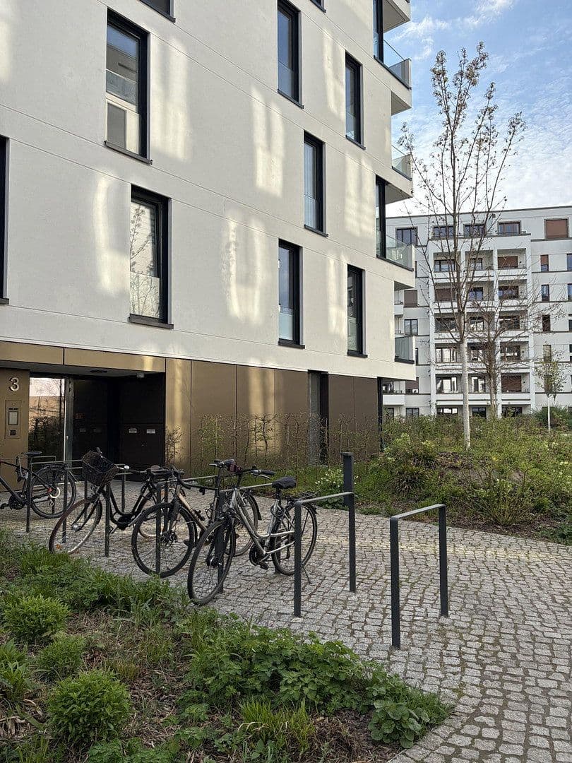 Prenájom bytu 2-izbový 62 m², Heisenbergstr. 3, Berlin, Berlín Prenájom bytu 2-izbový 62 m², Heisenbergstr. 3, Berlin, Berlín