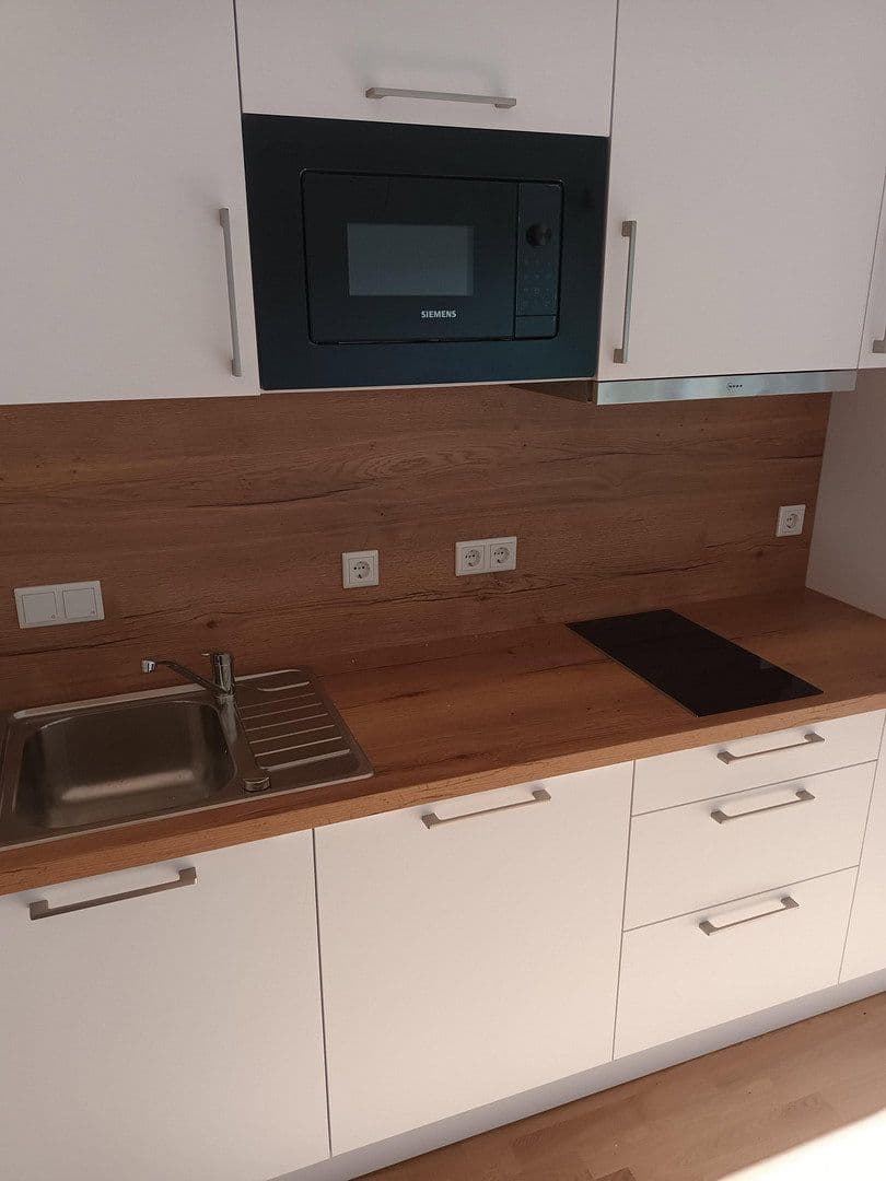 Prenájom bytu 1-izbový 41 m², Ludwig-Feuerbach-Straße 4, Nürnberg, Bavorsko Prenájom bytu 1-izbový 41 m², Ludwig-Feuerbach-Straße 4, Nürnberg, Bavorsko