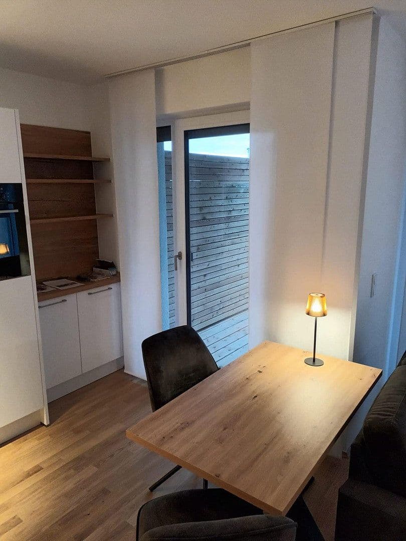 Prenájom bytu 1-izbový 41 m², Ludwig-Feuerbach-Straße 4, Nürnberg, Bavorsko Prenájom bytu 1-izbový 41 m², Ludwig-Feuerbach-Straße 4, Nürnberg, Bavorsko