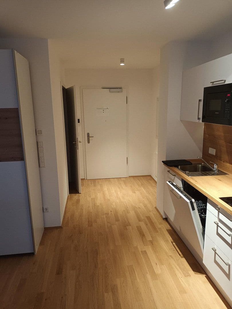 Prenájom bytu 1-izbový 41 m², Ludwig-Feuerbach-Straße 4, Nürnberg, Bavorsko Prenájom bytu 1-izbový 41 m², Ludwig-Feuerbach-Straße 4, Nürnberg, Bavorsko