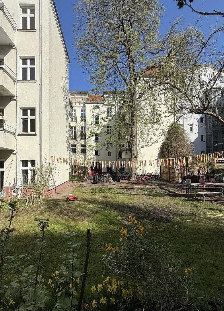 Predaj bytu 3-izbový 75 m², Berlin, Berlín Predaj bytu 3-izbový 75 m², Berlin, Berlín