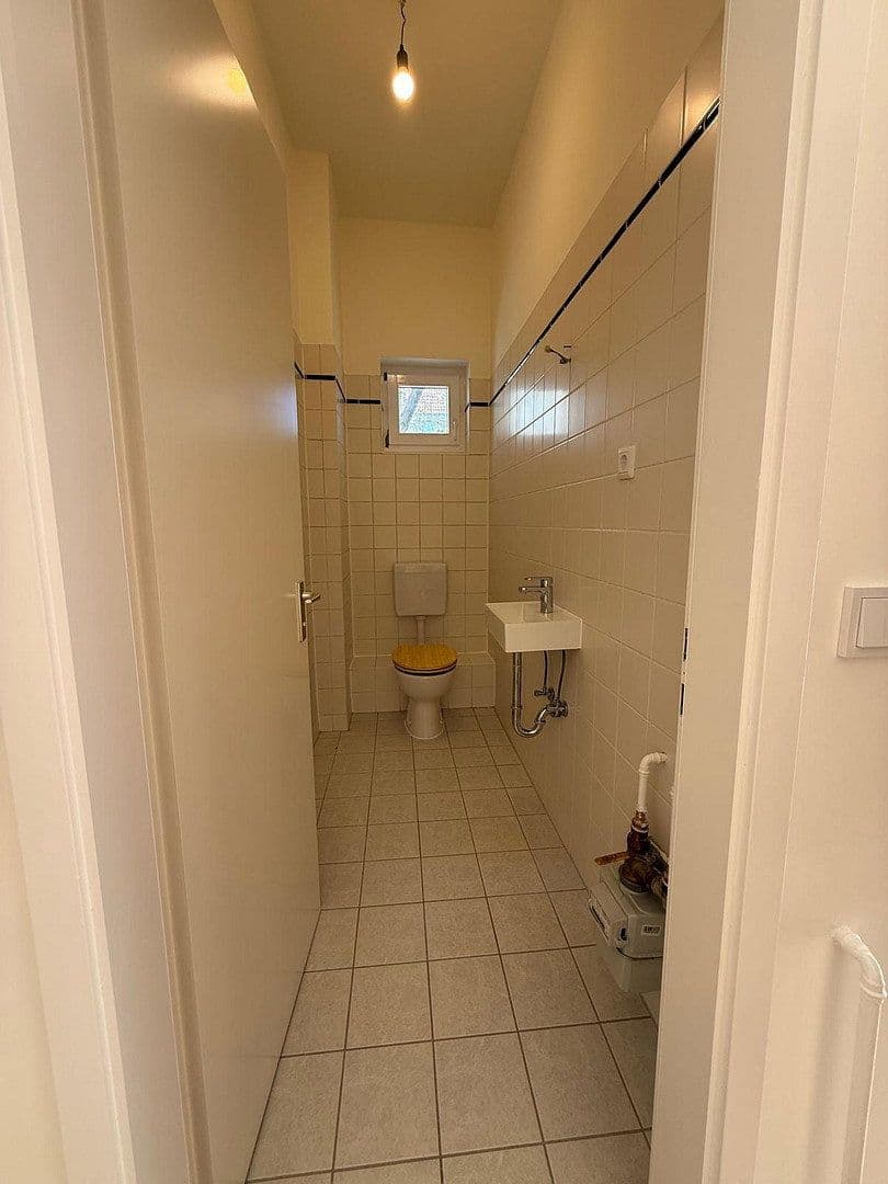 Predaj bytu 3-izbový 75 m², Berlin, Berlín Predaj bytu 3-izbový 75 m², Berlin, Berlín