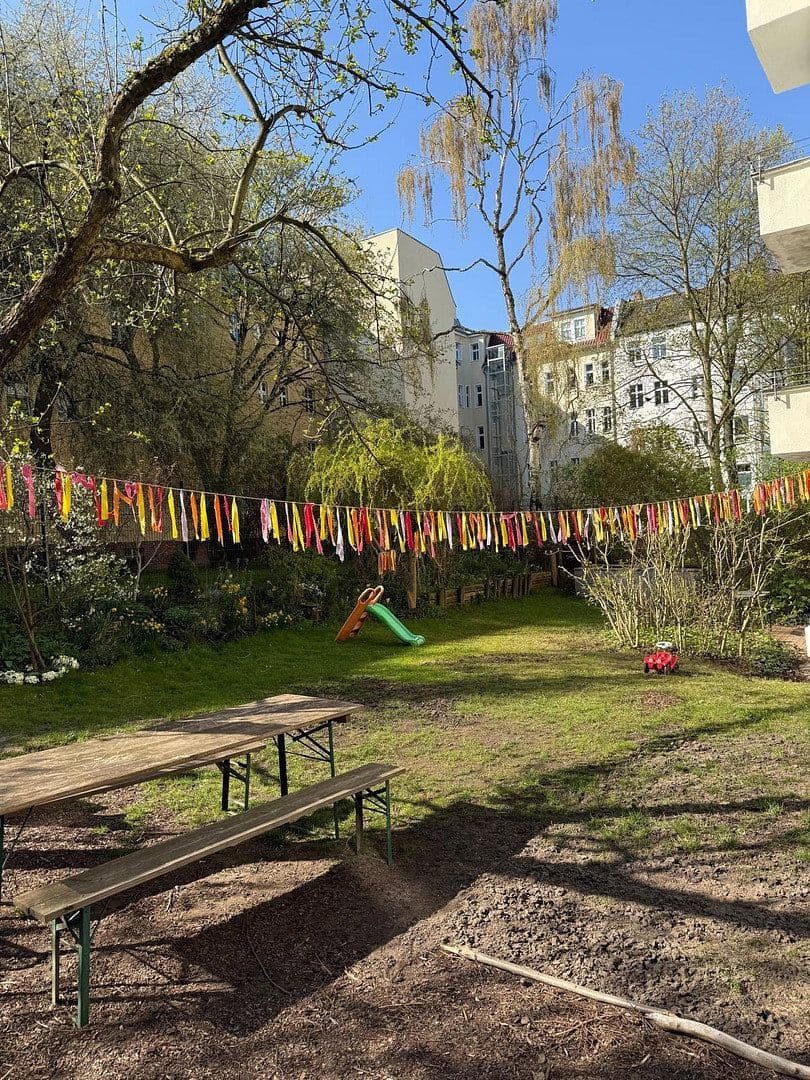 Predaj bytu 3-izbový 75 m², Berlin, Berlín Predaj bytu 3-izbový 75 m², Berlin, Berlín