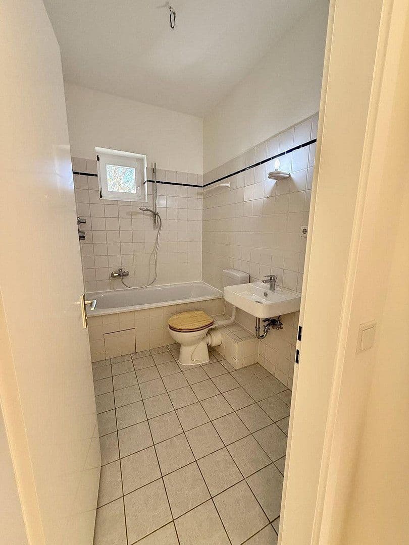 Predaj bytu 3-izbový 75 m², Berlin, Berlín Predaj bytu 3-izbový 75 m², Berlin, Berlín