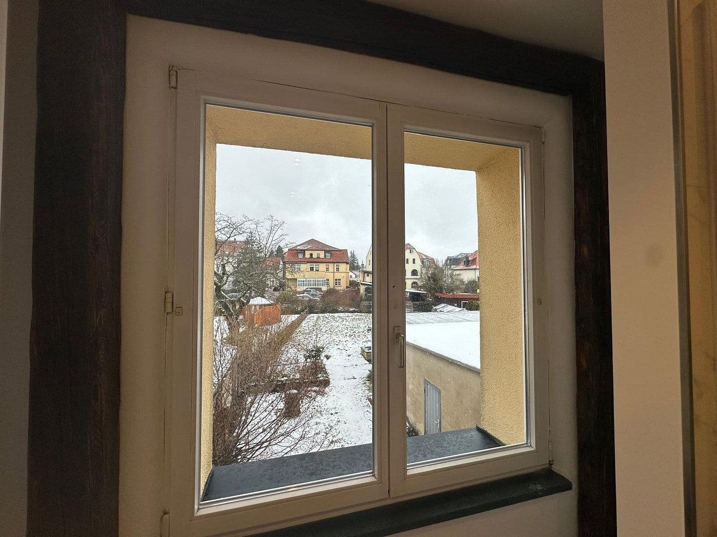 Prenájom bytu 4-izbový 123 m², Lessingstraße 6, Hermsdorf, Durínsko Prenájom bytu 4-izbový 123 m², Lessingstraße 6, Hermsdorf, Durínsko