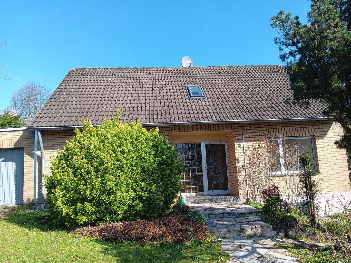 Prenájom domu 145 m², pozemek 581 m², Ratingen, Severné Porýnie - Westfálsko Prenájom domu 145 m², pozemek 581 m², Ratingen, Severné Porýnie - Westfálsko