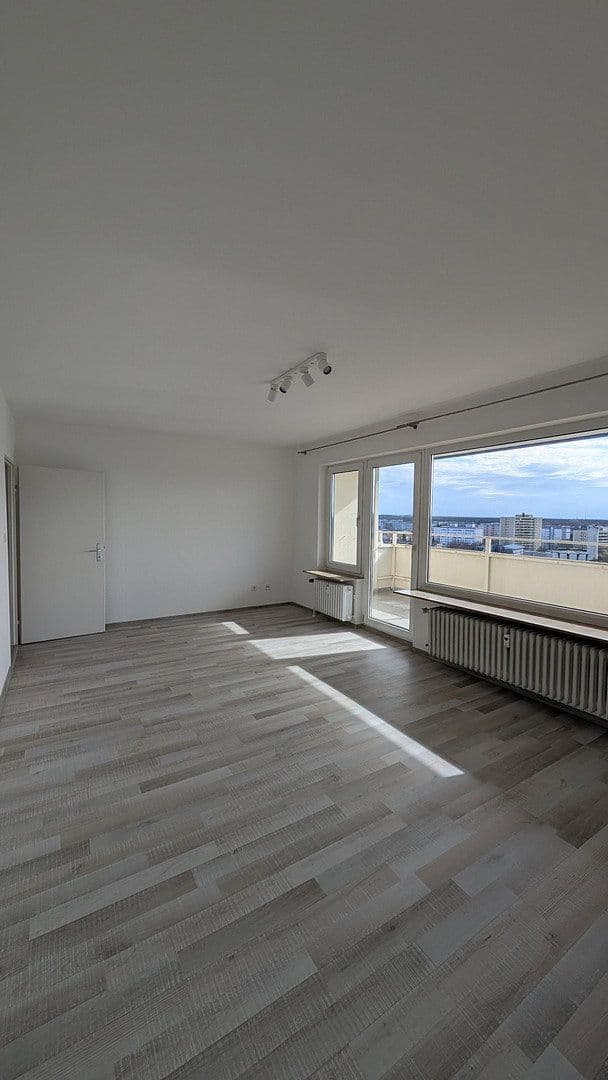 Prenájom bytu 2-izbový 58 m², Erlangen, Bavorsko Prenájom bytu 2-izbový 58 m², Erlangen, Bavorsko