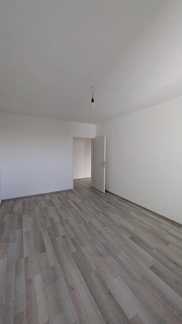 Prenájom bytu 2-izbový 58 m², Erlangen, Bavorsko Prenájom bytu 2-izbový 58 m², Erlangen, Bavorsko