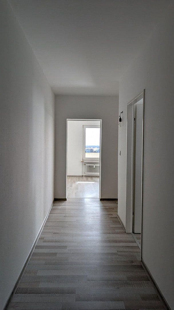 Prenájom bytu 2-izbový 58 m², Erlangen, Bavorsko Prenájom bytu 2-izbový 58 m², Erlangen, Bavorsko