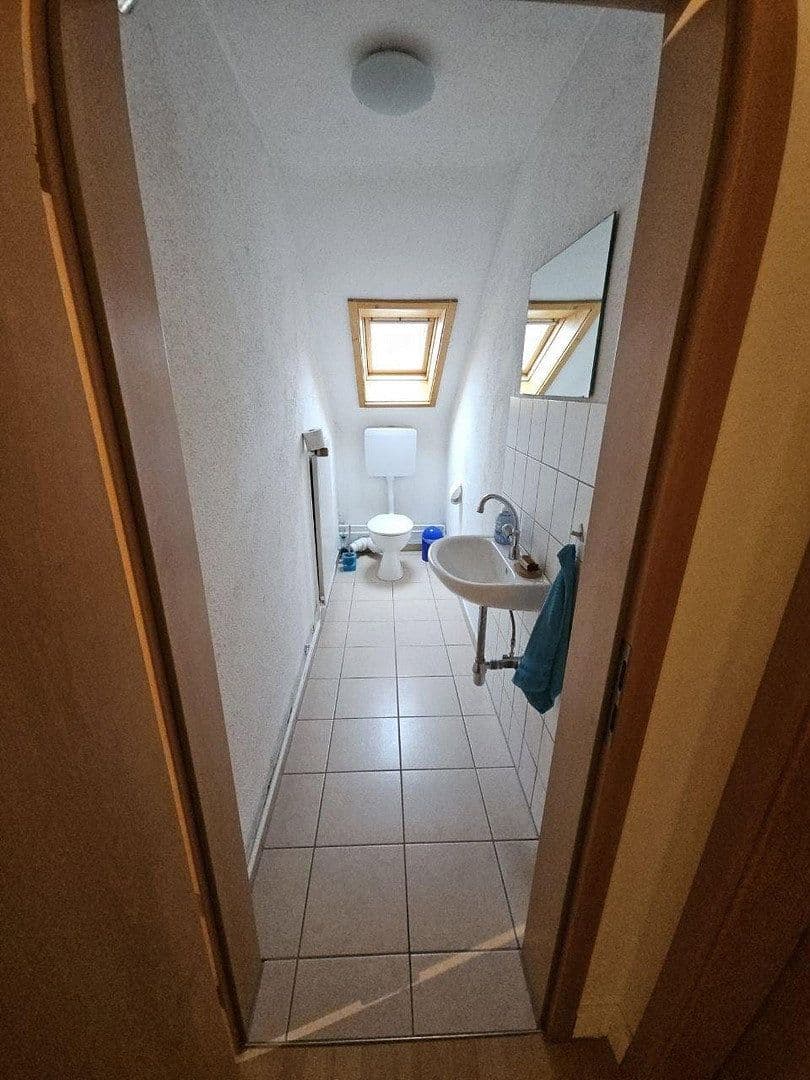 Prenájom bytu 3-izbový 91 m², Villingen-Schwenningen, Bádensko-Wurttembersko Prenájom bytu 3-izbový 91 m², Villingen-Schwenningen, Bádensko-Wurttembersko