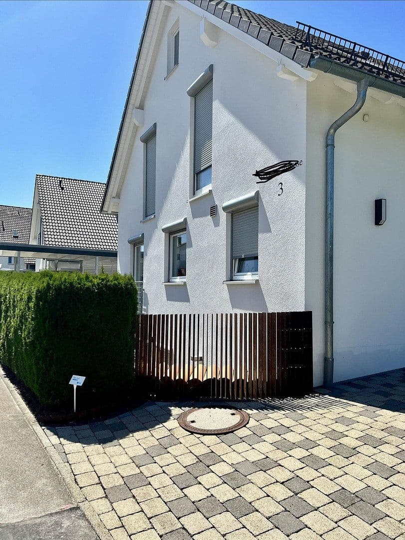 Predaj domu 248 m², pozemek 458 m², Bondorf, Bádensko-Wurttembersko Predaj domu 248 m², pozemek 458 m², Bondorf, Bádensko-Wurttembersko
