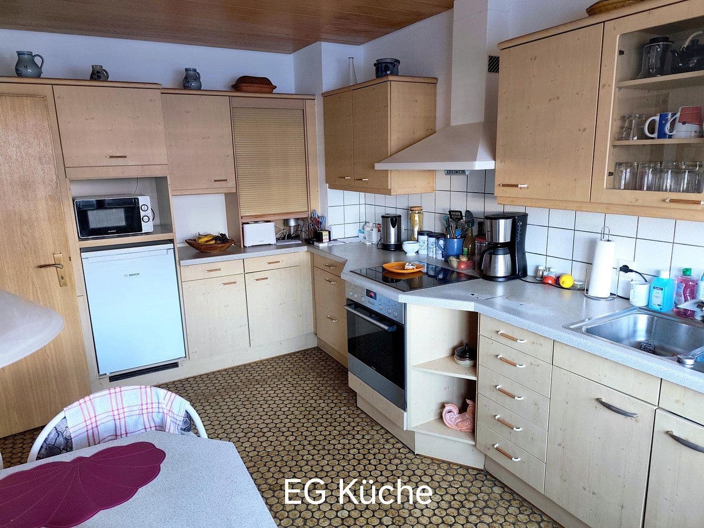 Predaj domu 130 m², pozemek 226 m², Reutlingen, Bádensko-Wurttembersko Predaj domu 130 m², pozemek 226 m², Reutlingen, Bádensko-Wurttembersko