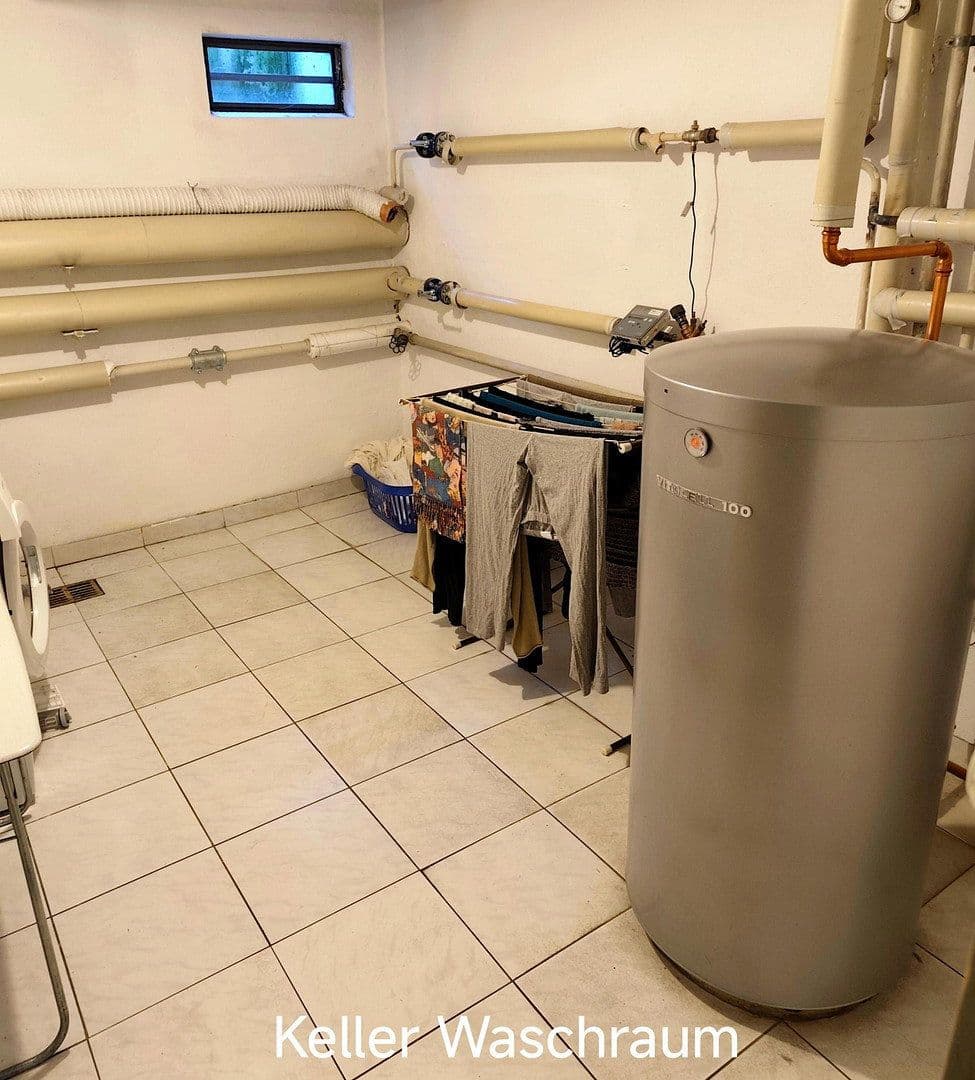 Predaj domu 130 m², pozemek 226 m², Reutlingen, Bádensko-Wurttembersko Predaj domu 130 m², pozemek 226 m², Reutlingen, Bádensko-Wurttembersko