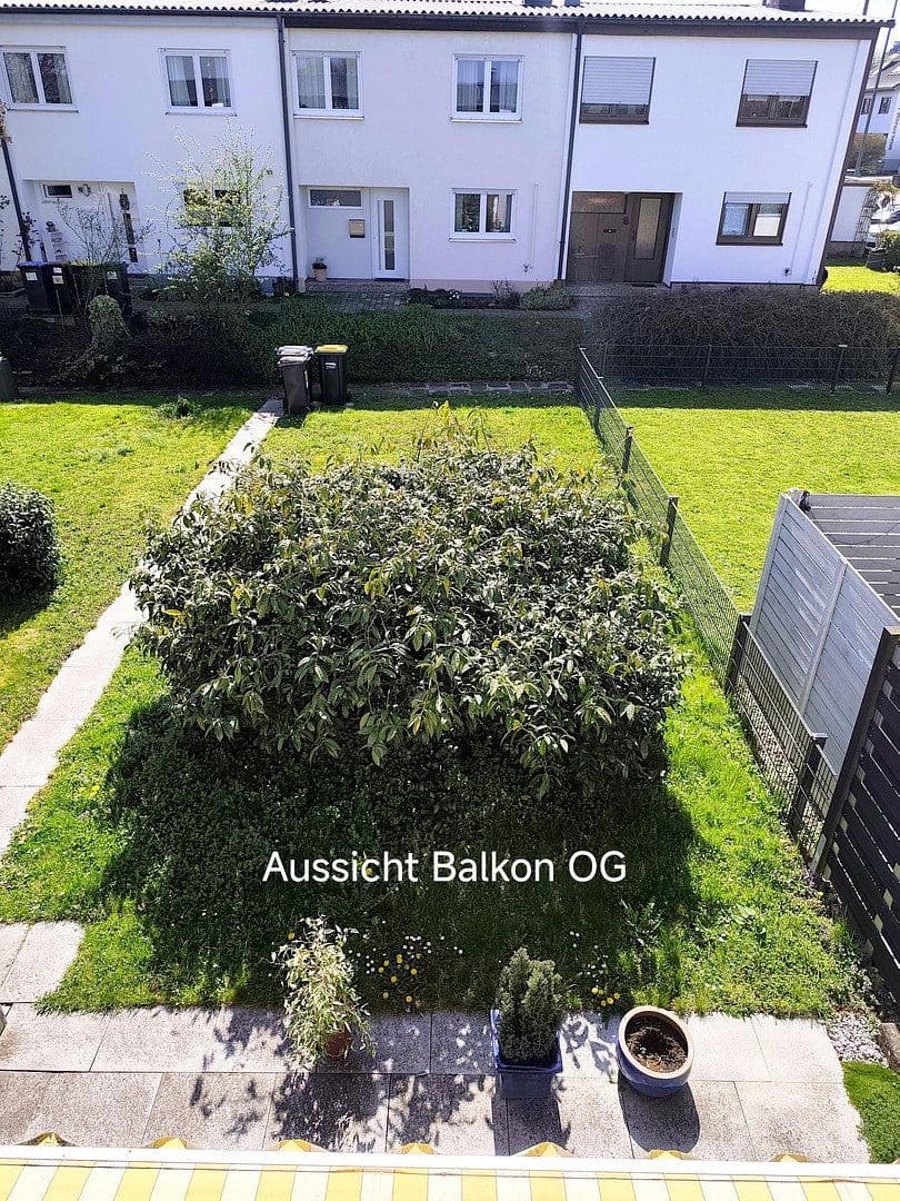 Predaj domu 130 m², pozemek 226 m², Reutlingen, Bádensko-Wurttembersko Predaj domu 130 m², pozemek 226 m², Reutlingen, Bádensko-Wurttembersko