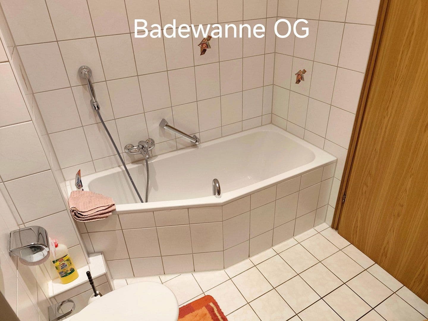 Predaj domu 130 m², pozemek 226 m², Reutlingen, Bádensko-Wurttembersko Predaj domu 130 m², pozemek 226 m², Reutlingen, Bádensko-Wurttembersko