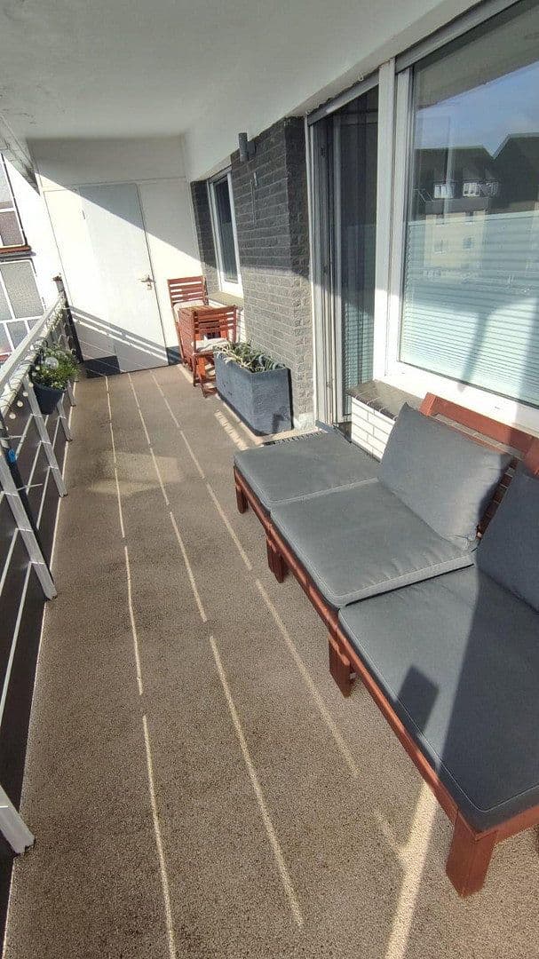 Prenájom bytu 4-izbový 92 m², Mulheim an der Ruhr, Severné Porýnie - Westfálsko Prenájom bytu 4-izbový 92 m², Mulheim an der Ruhr, Severné Porýnie - Westfálsko