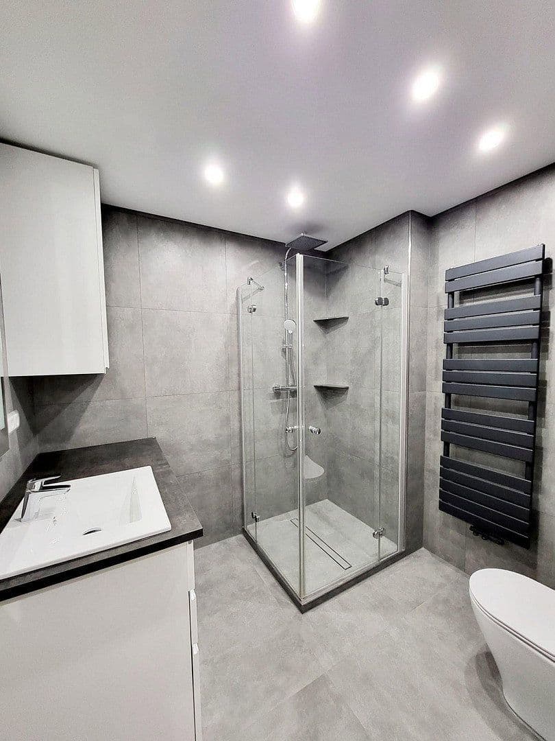 Prenájom bytu 4-izbový 92 m², Mulheim an der Ruhr, Severné Porýnie - Westfálsko Prenájom bytu 4-izbový 92 m², Mulheim an der Ruhr, Severné Porýnie - Westfálsko