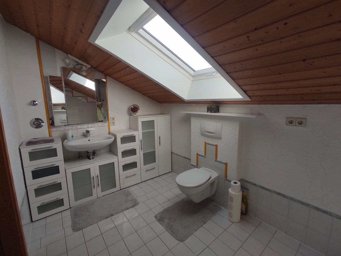 Predaj domu 330 m², pozemek 939 m², Kirchheim unter Teck, Bádensko-Wurttembersko Predaj domu 330 m², pozemek 939 m², Kirchheim unter Teck, Bádensko-Wurttembersko