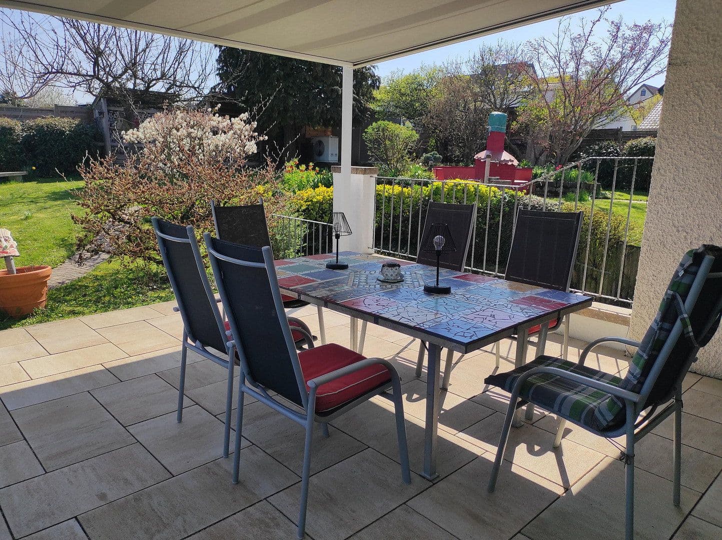 Predaj domu 330 m², pozemek 939 m², Kirchheim unter Teck, Bádensko-Wurttembersko Predaj domu 330 m², pozemek 939 m², Kirchheim unter Teck, Bádensko-Wurttembersko