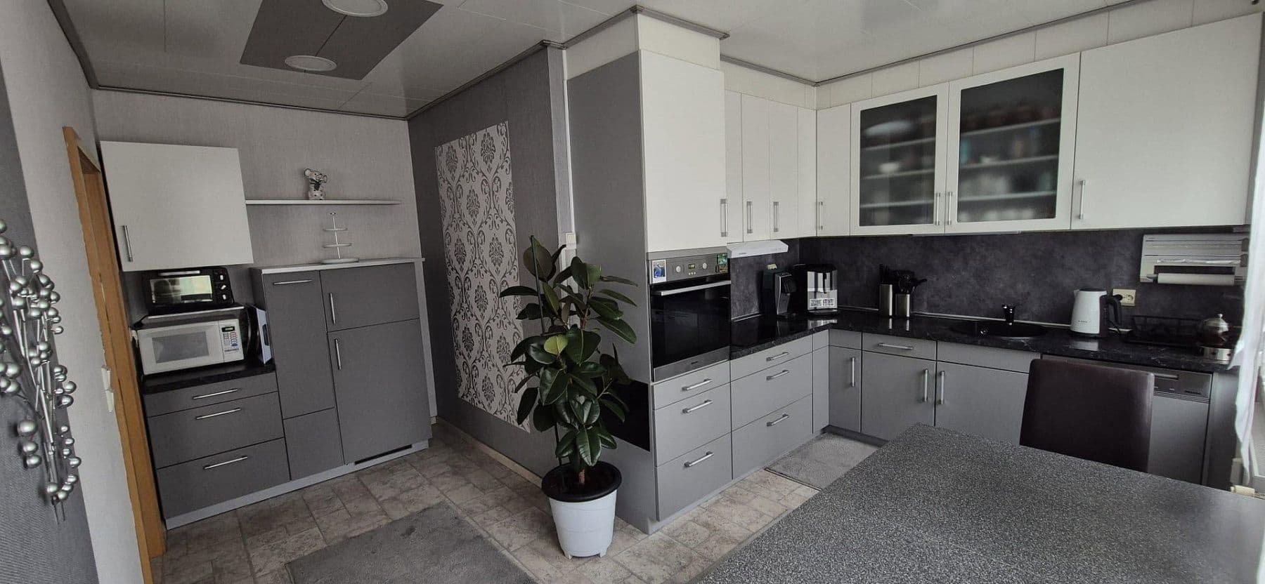 Predaj bytu 4-izbový 120 m², Wertheim, Bádensko-Wurttembersko Predaj bytu 4-izbový 120 m², Wertheim, Bádensko-Wurttembersko