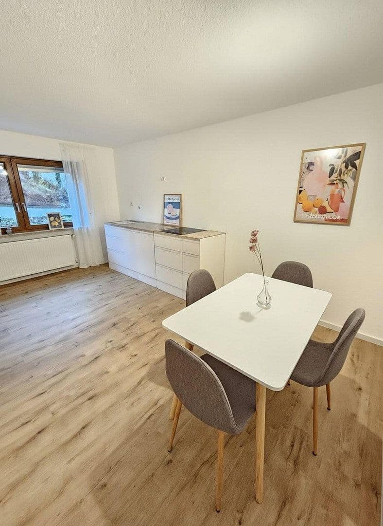 Predaj domu 153 m², pozemek 196 m², Seelbach, Bádensko-Wurttembersko Predaj domu 153 m², pozemek 196 m², Seelbach, Bádensko-Wurttembersko