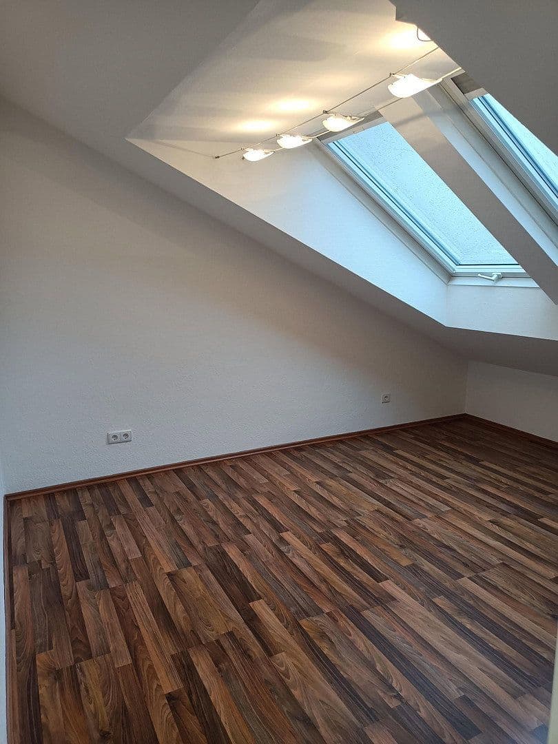 Prenájom bytu 2-izbový 51 m², Balinger Str. 12, Leonberg, Bádensko-Wurttembersko Prenájom bytu 2-izbový 51 m², Balinger Str. 12, Leonberg, Bádensko-Wurttembersko