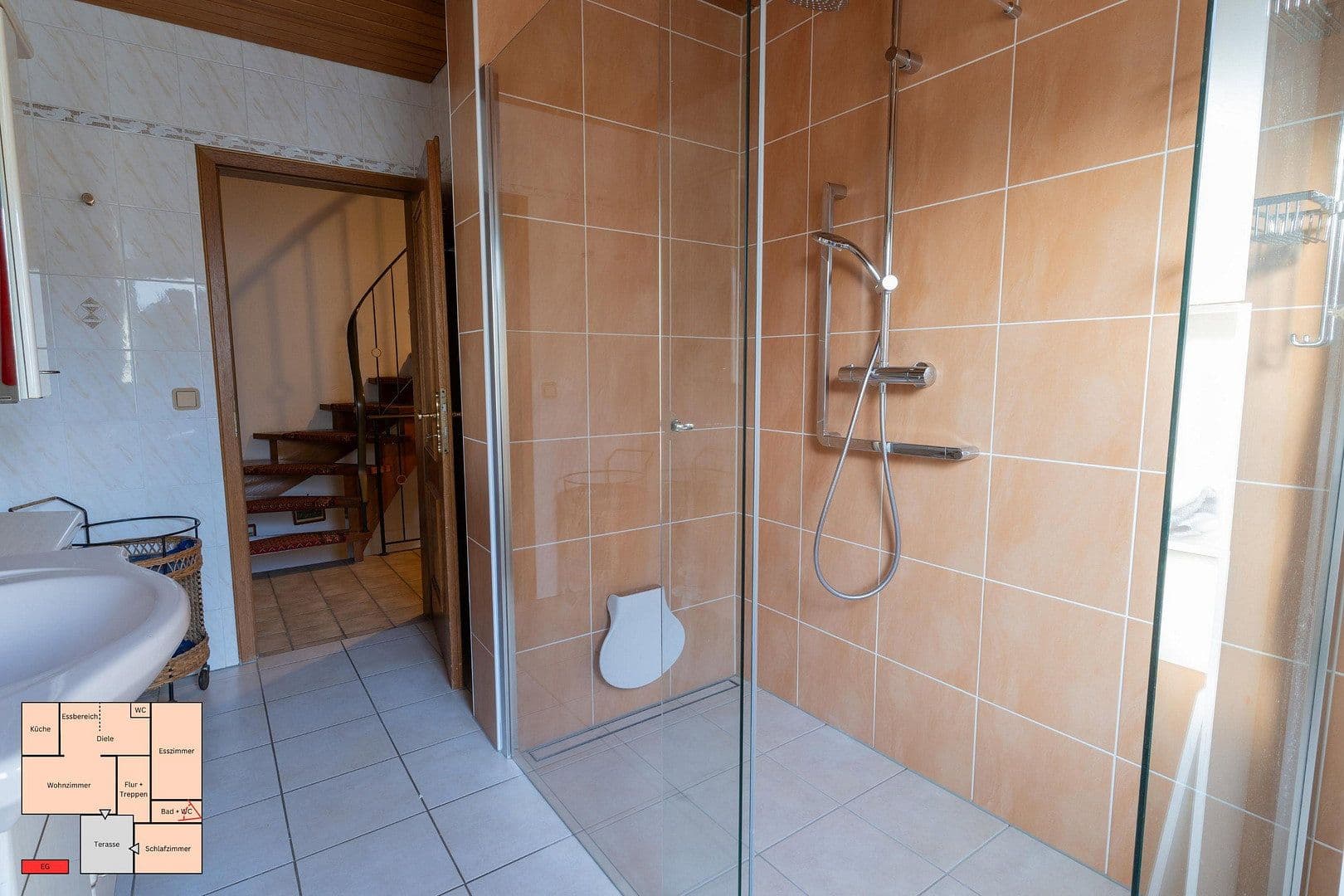 Predaj domu 160 m², pozemek 690 m², Bühl, Bádensko-Wurttembersko Predaj domu 160 m², pozemek 690 m², Bühl, Bádensko-Wurttembersko