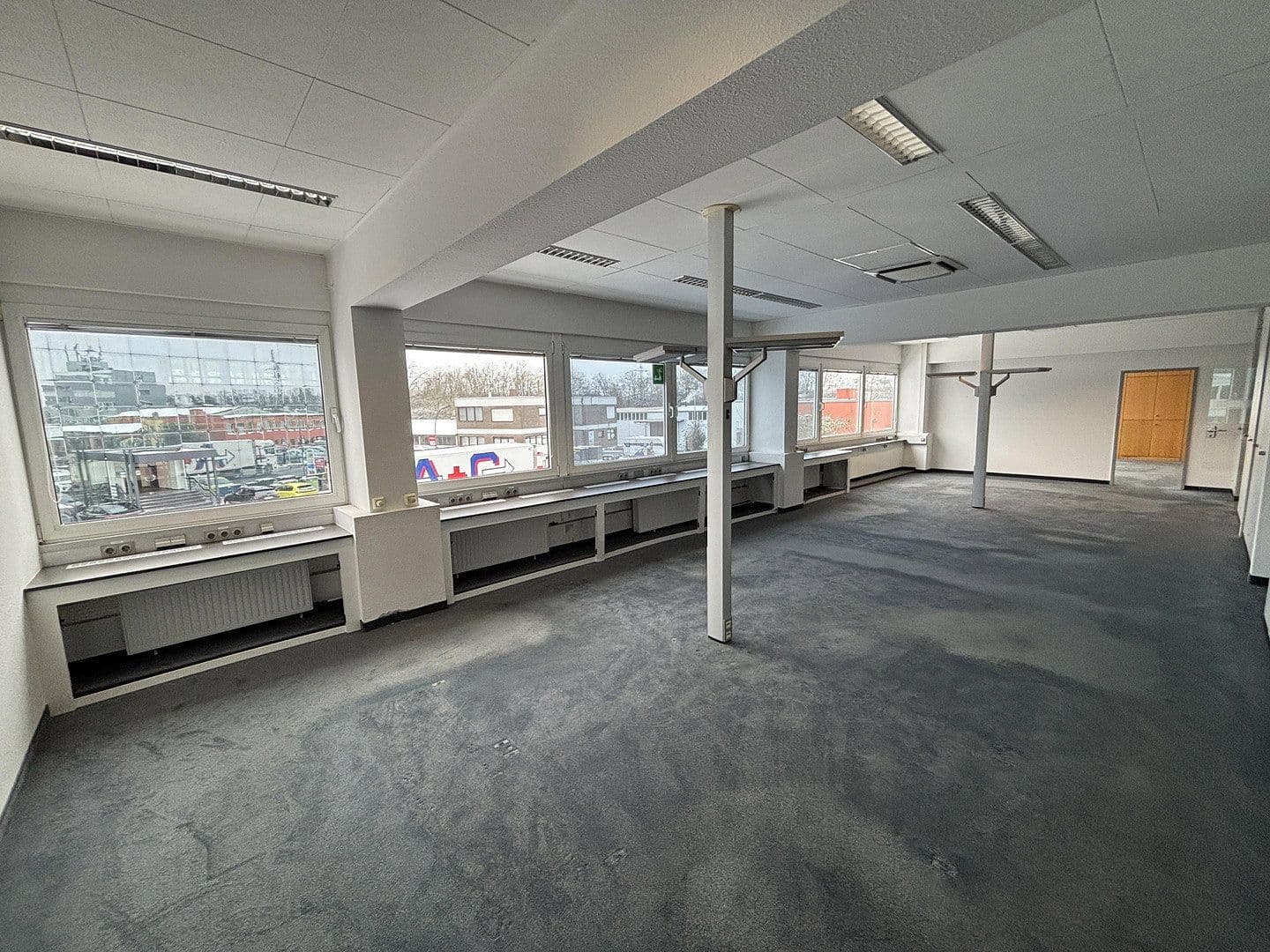 Prenájom kancelárie 646 m², Moselstr. 14, Neuss, Severné Porýnie - Westfálsko Prenájom kancelárie 646 m², Moselstr. 14, Neuss, Severné Porýnie - Westfálsko