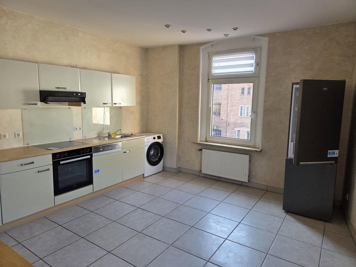 Prenájom bytu 3-izbový 94 m², Pestalozzistr. 1, Kulmbach, Bavorsko Prenájom bytu 3-izbový 94 m², Pestalozzistr. 1, Kulmbach, Bavorsko