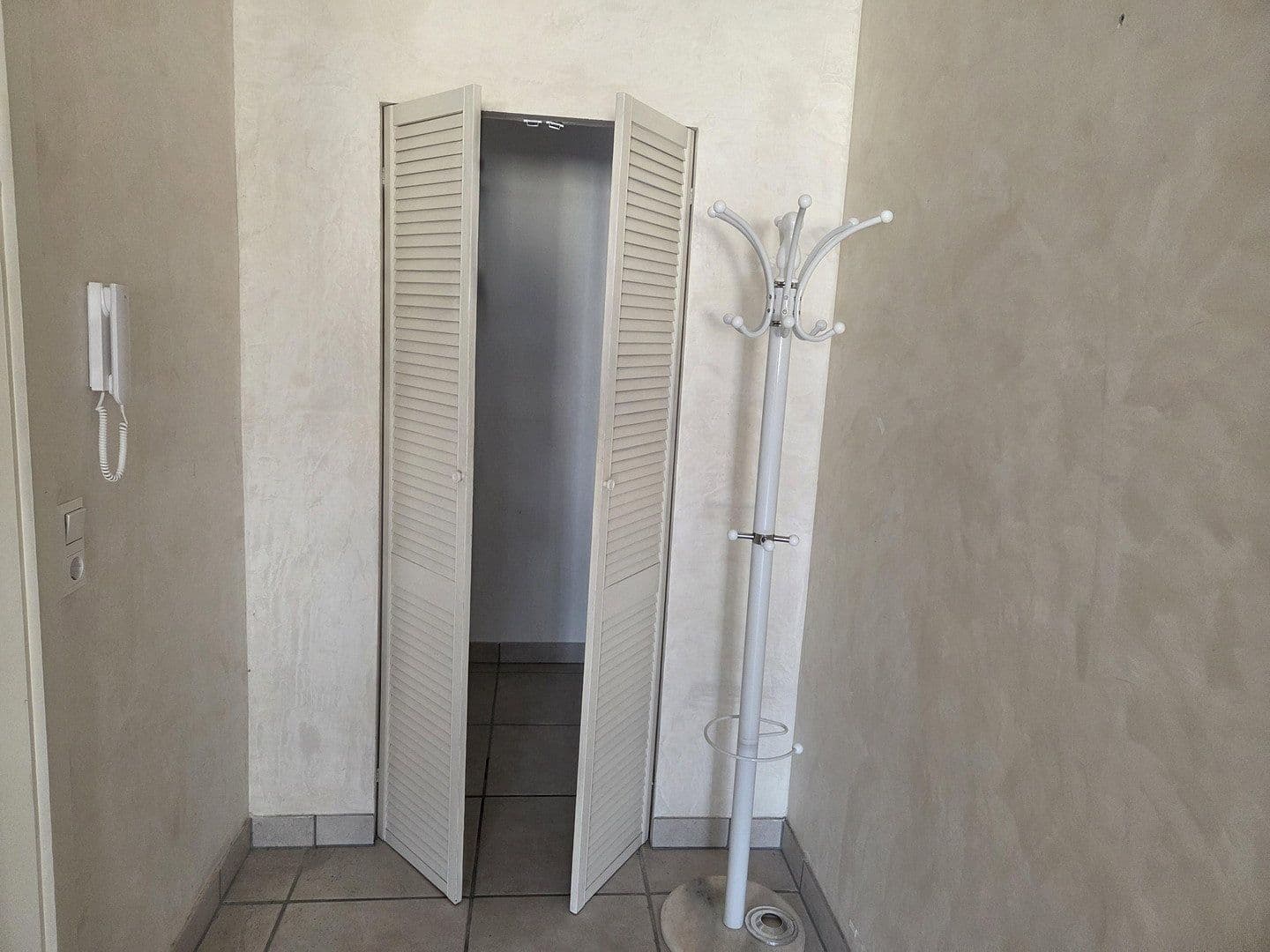 Prenájom bytu 3-izbový 94 m², Pestalozzistr. 1, Kulmbach, Bavorsko Prenájom bytu 3-izbový 94 m², Pestalozzistr. 1, Kulmbach, Bavorsko