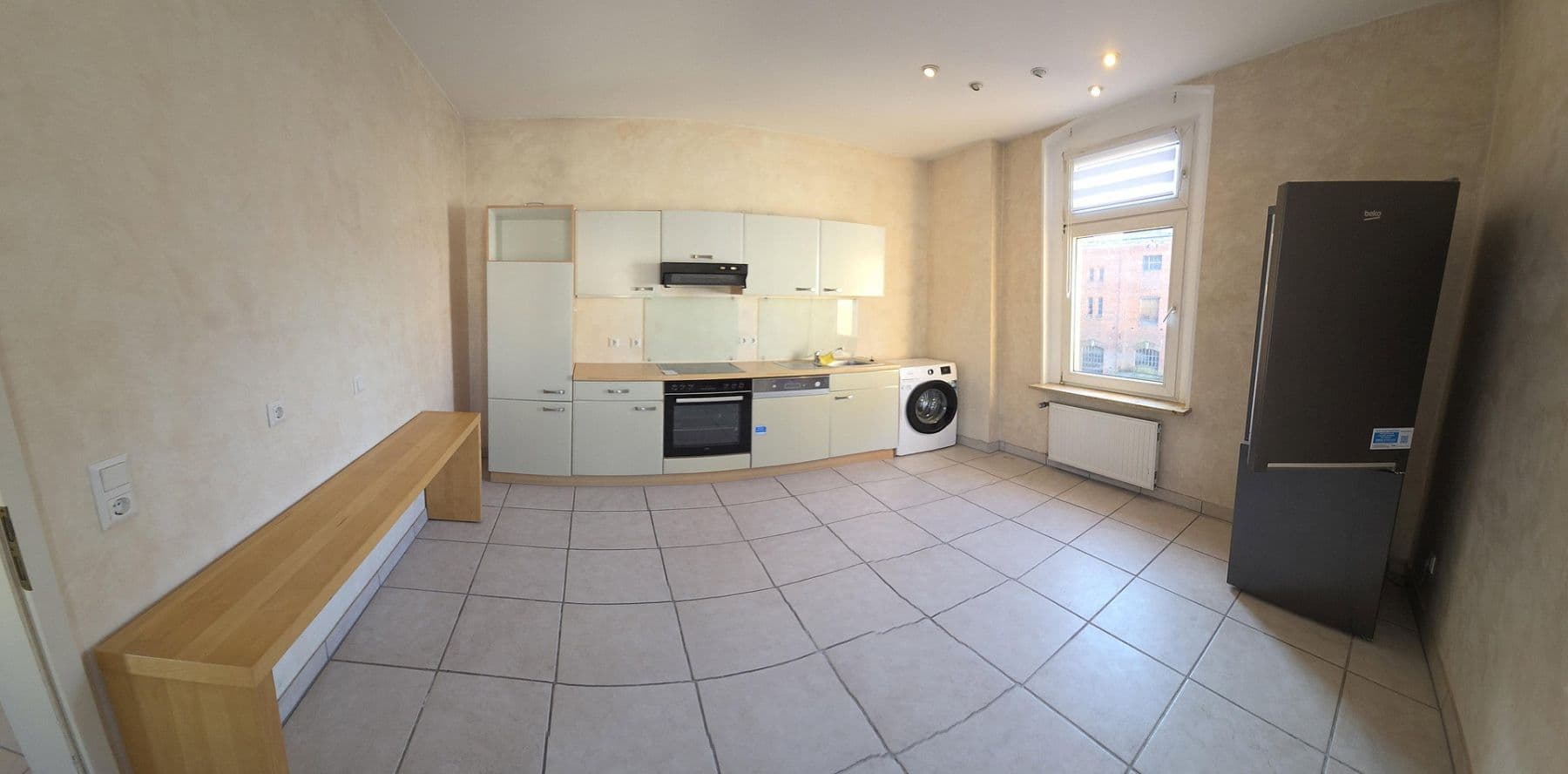 Prenájom bytu 3-izbový 94 m², Pestalozzistr. 1, Kulmbach, Bavorsko Prenájom bytu 3-izbový 94 m², Pestalozzistr. 1, Kulmbach, Bavorsko