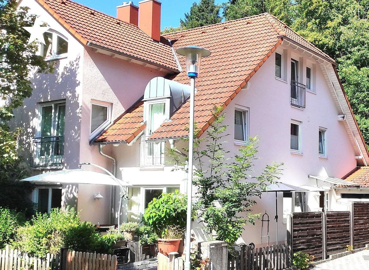 Predaj domu 154 m², pozemek 186 m², Staufen im Breisgau, Bádensko-Wurttembersko Predaj domu 154 m², pozemek 186 m², Staufen im Breisgau, Bádensko-Wurttembersko