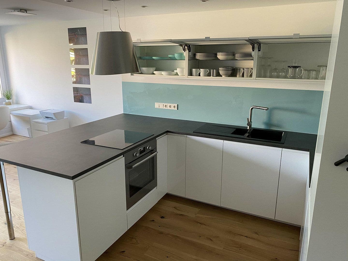 Prenájom bytu 1-izbový 49 m², Neckarpromenade 16, Mannheim, Bádensko-Wurttembersko Prenájom bytu 1-izbový 49 m², Neckarpromenade 16, Mannheim, Bádensko-Wurttembersko